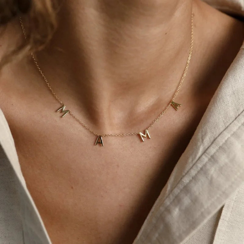 Saashi Mama Pendant Necklace