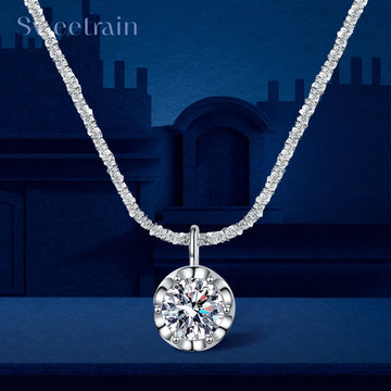 Saashi Moissanite Pendant Necklace