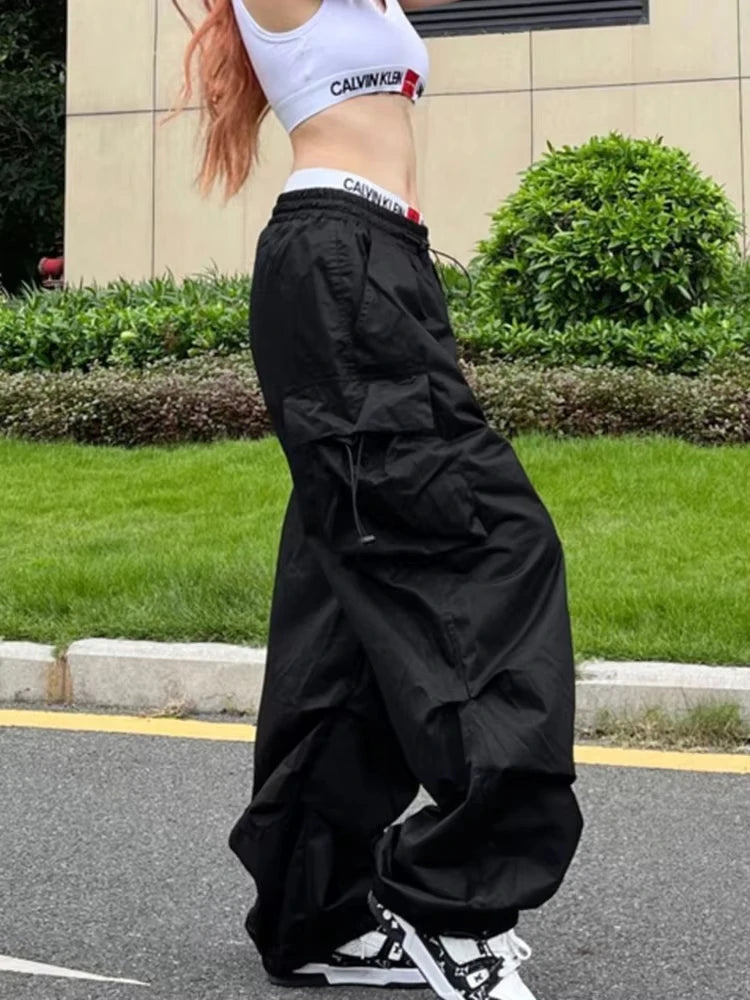 Saashi Women's Y2K Black Parachute Pants Hippie Streetwear Oversize Wide Leg Cargo Trousers