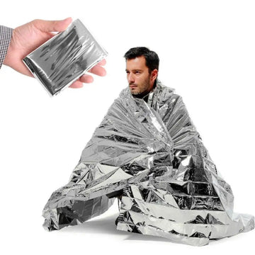 Saashi Space Blanket – Emergency Foil Space Blanket – Waterproof Thermal Survival Sheet