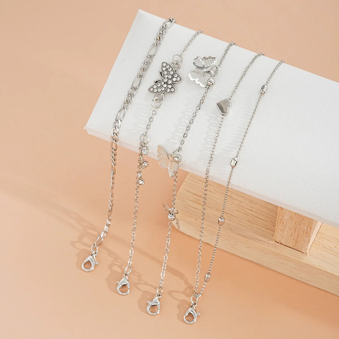 Saashi Fashionable Multi-Layered Butterfly Anklet 4-Piece Set with Beaded Heart Chain Beach Vacation