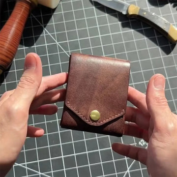 Saashi Bi-Fold ID Card Clip Case Slim Minimalist Wallet With Fountain Pen.