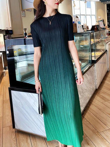 Saashi Pleated Oversized A-Line Long Skirt Dress, Sexy Simple Fashion