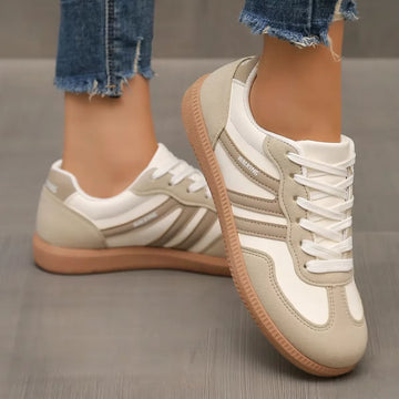 Saashi Slip-On Casual Sneakers