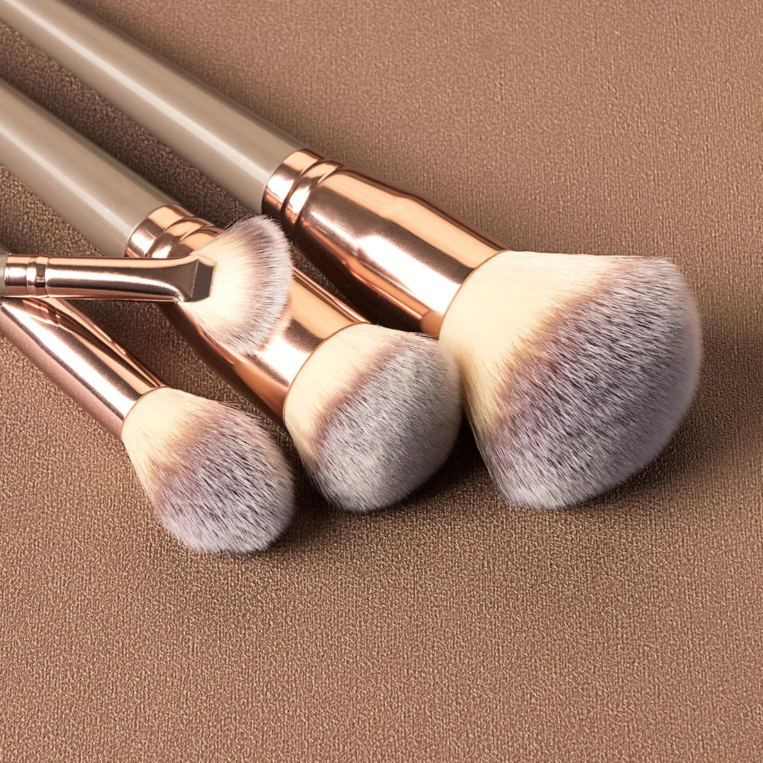 Saashi Makeup Brushes Set Face Eyes Eyelash Eyeshadow Eyebrow Eyeliner Foundation Powder.
