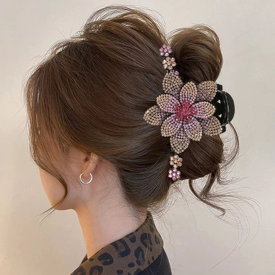 Saashi New Flower Hair Claws Clips Rhinestone Hairpins Women Fashion Hairgrip Accessories.