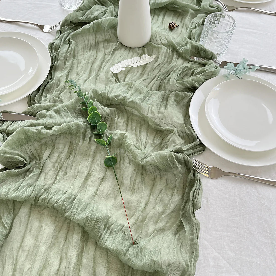 Saashi Vintage Table Runner