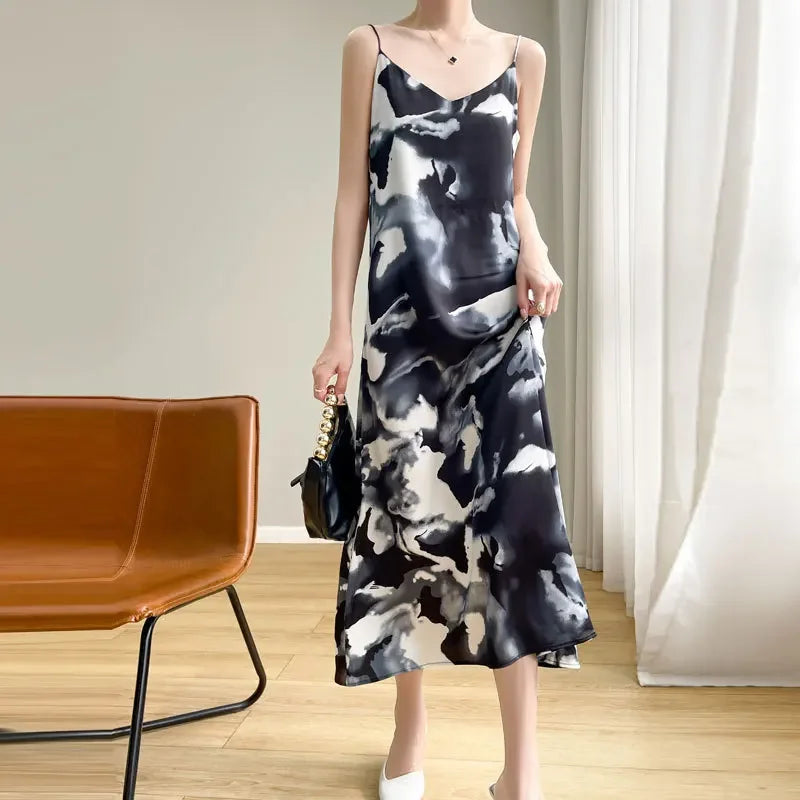 Saashi V-Neck Fashion Print Strapless Satin Long Dress, Sleeveless Elegant Base Layer