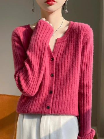 Saashi Classic O-Neck Button Cardigan