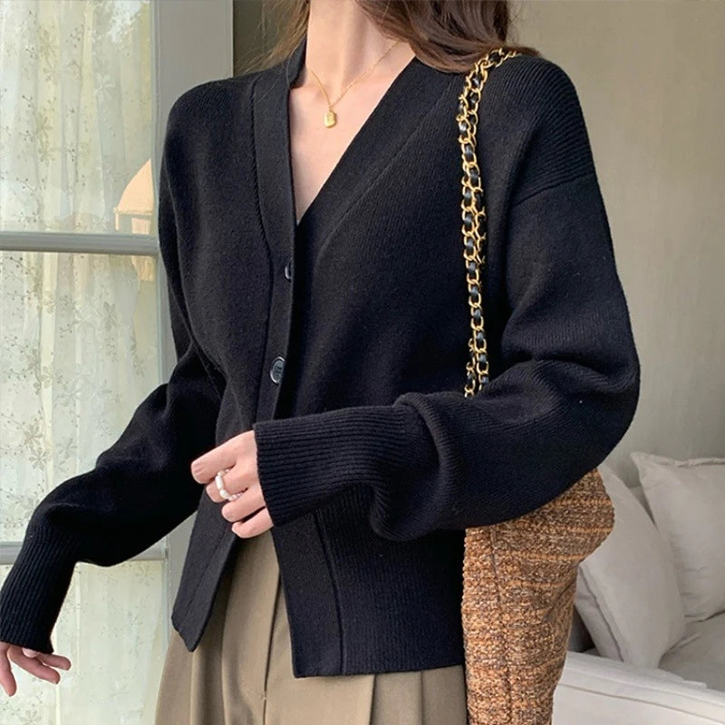 Saashi V-Neck Elegant Slim Fit Cardigan