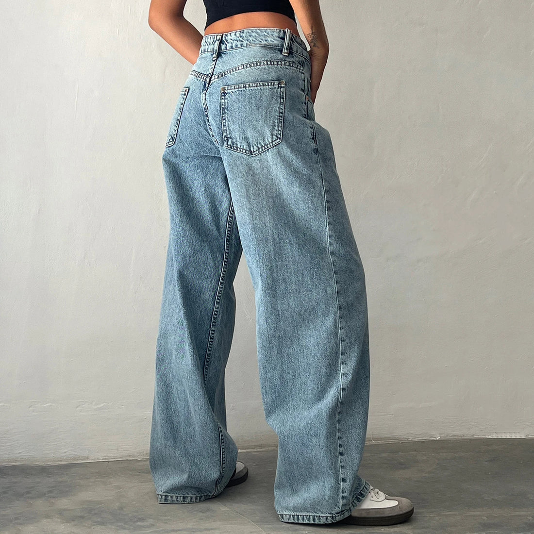 Saashi Low Rise Baggy Jeans