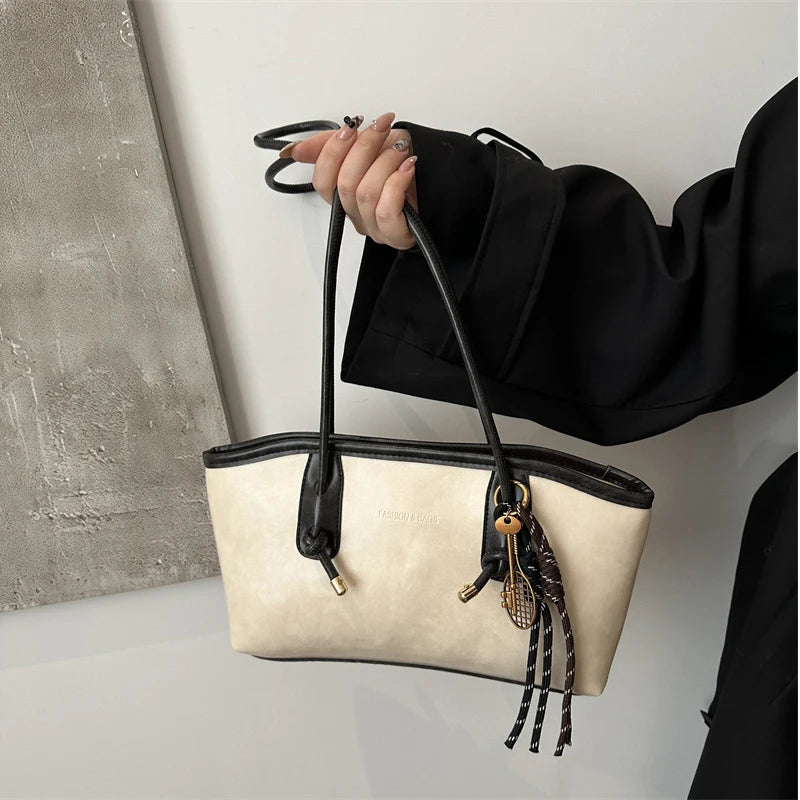 Saashi Retro Tote Bag with Large Capacity Pendant Versatile Fashion Shoulder Handbag