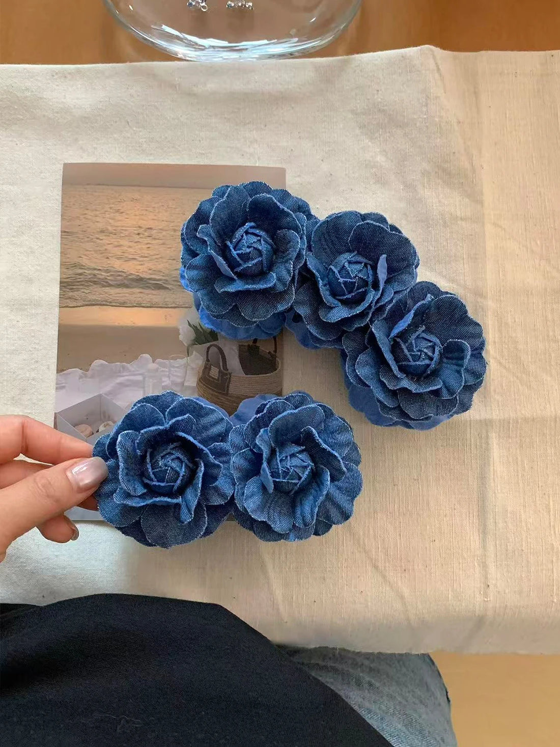 Saashi 1pc Retro Blue Denim Rose Flower Banana Clip Bun High Ponytail.