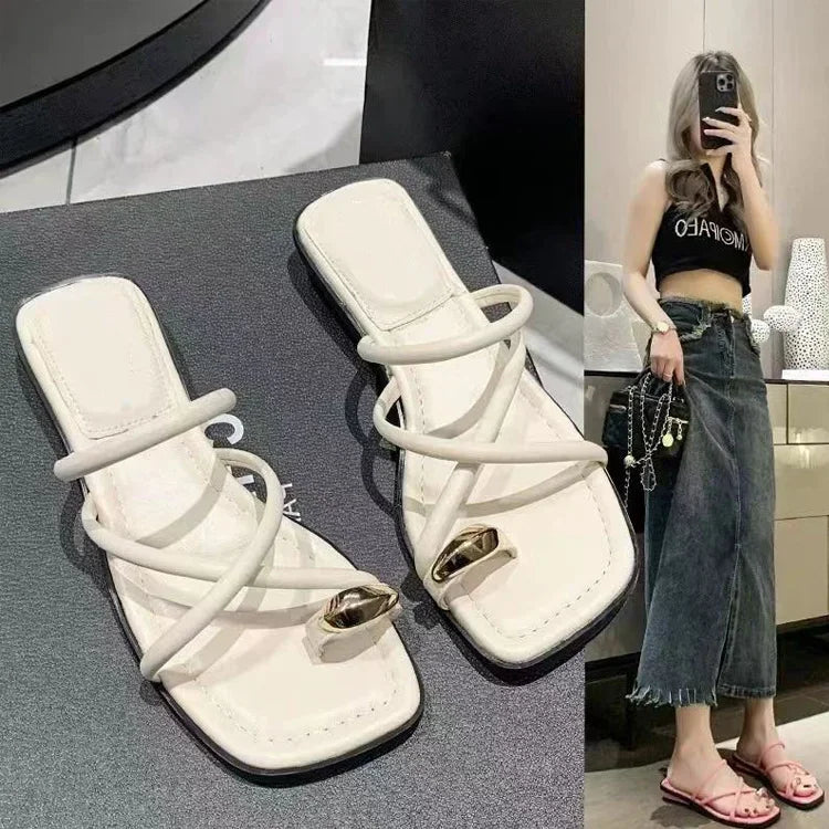 Saashi Women's Stylish Cross-Strap Slide Sandals, a Comfortable Lightweight Toe-Loop Beach Shoe