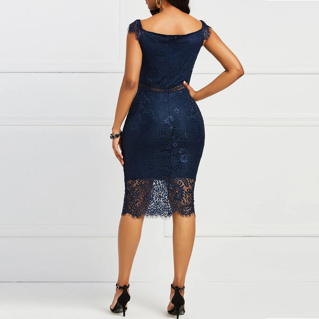 Saashi V-Neck Lace Dress for Women Short Sleeve Slim Fit Casual Summer Outfit