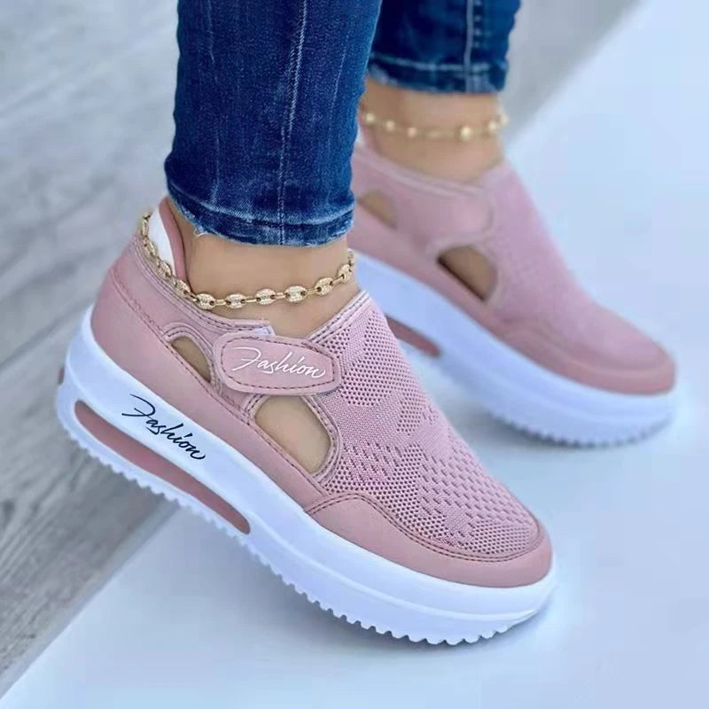 Saashi Breathable Thick Sole Sneakers