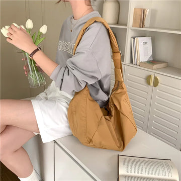 Saashi Women's Nylon Large Capacity Versatile Casual Wide Strap Breathable Soft Bag.
