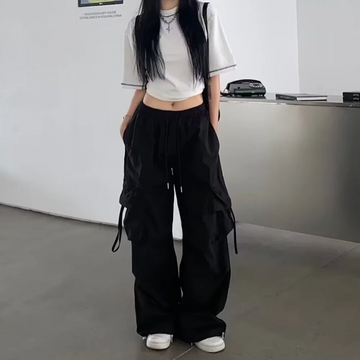 Saashi Women's Vintage Y2K Retro Hip Hop Wide Leg High Street Cargo Joggers.