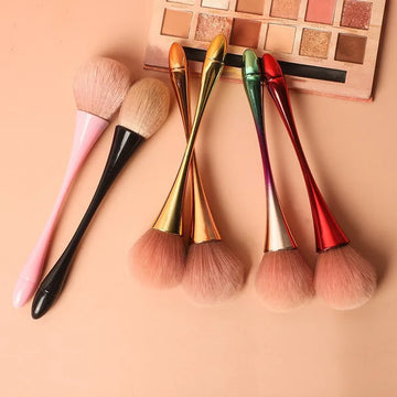 Saashi Soft Hair Powder Professional Blusher Makeup Setting Brush Nail Dust Removal.
