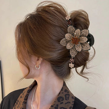 Saashi New Flower Hair Claws Clips Rhinestone Hairpins Women Fashion Hairgrip Accessories.