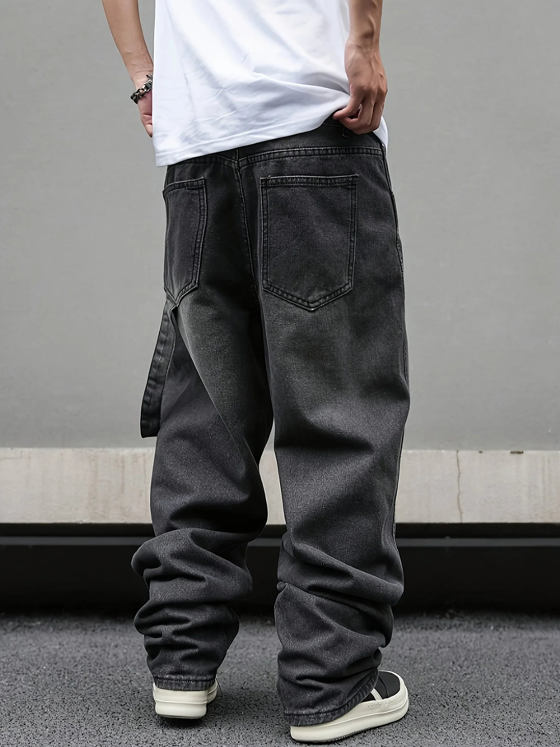 Saashi Men's High Street American Vibe Pleated Micro Flared Loose Wide Denim.