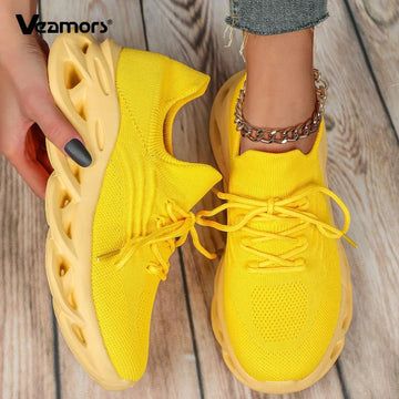Saashi Chunky Knit Running Sneakers