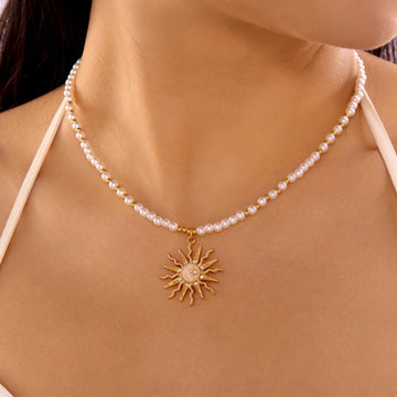 Saashi Sun Star Pendant Necklace