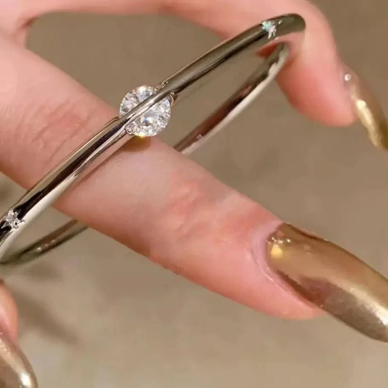 Saashi Zircon Star Bangle Bracelet