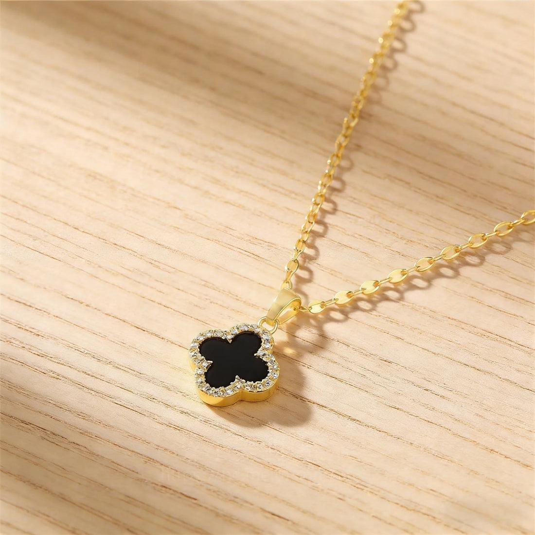 Saashi Double Sided Four Leaf Clover Necklace with Sparkling Zirconia Inlay Dainty Pendant Gift