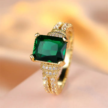 Saashi Green Crystal Birthstone Ring